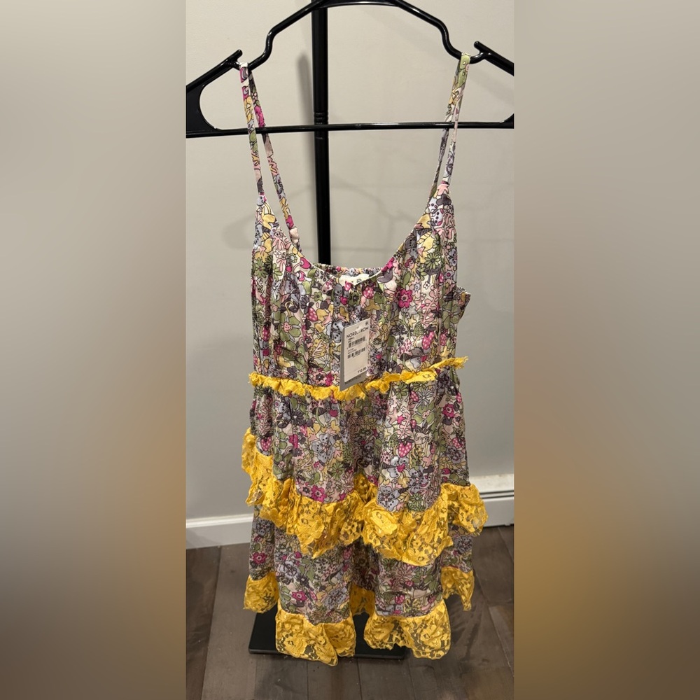 NWT Barok Paris Dress-Size Small